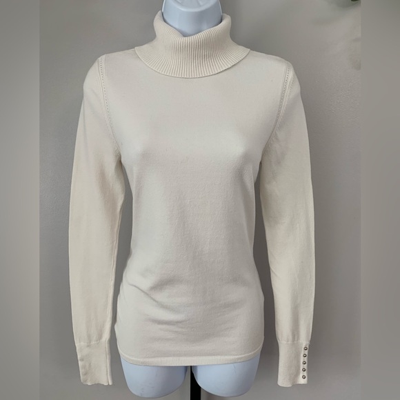 White House Black Market Turtleneck Sweater - Picture 16 of 16